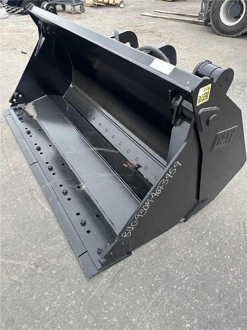 NEW 103IN BUCKET image 3