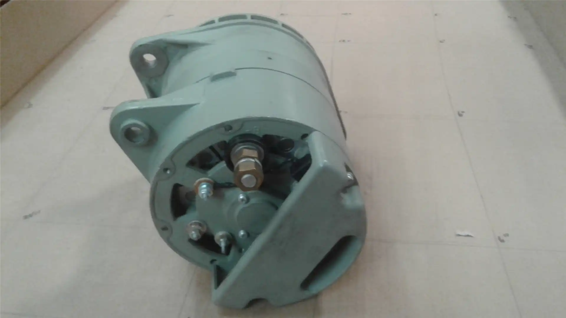 USED ALTERNATOR GP image 3