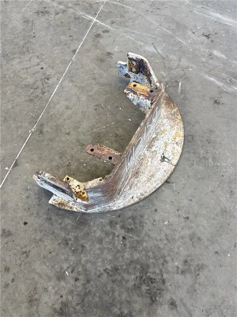 USED LH GUARD AS image 5