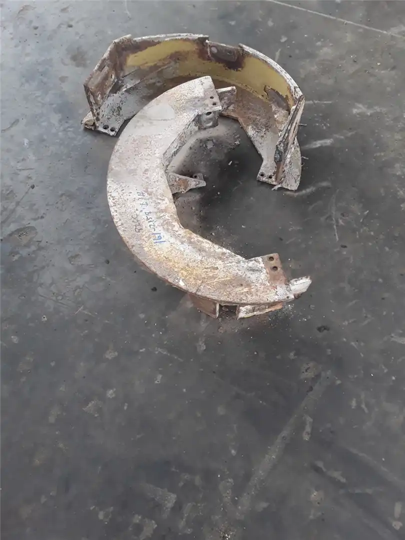 USED LH GUARD AS image 2