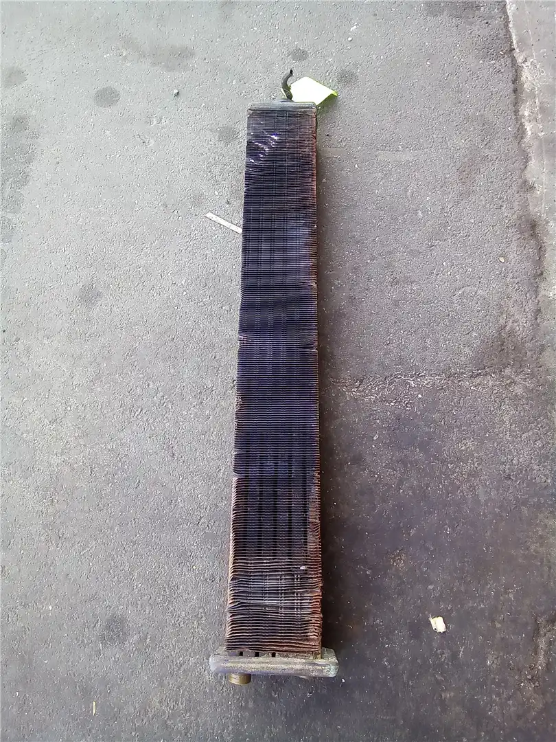 USED RADIATOR CORE image 2