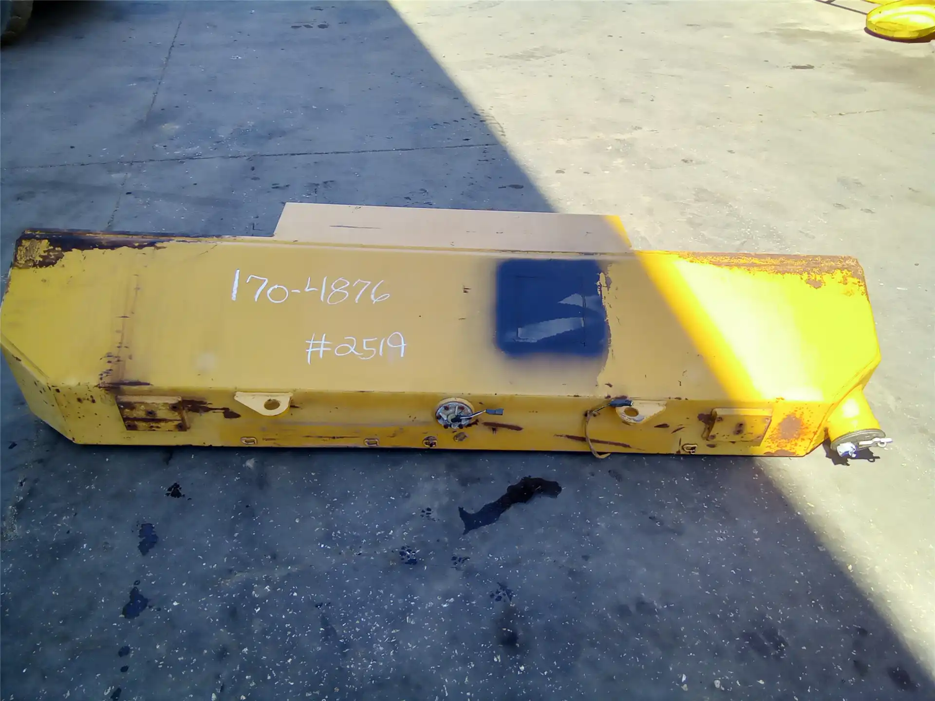 USED FUEL TANK image 3