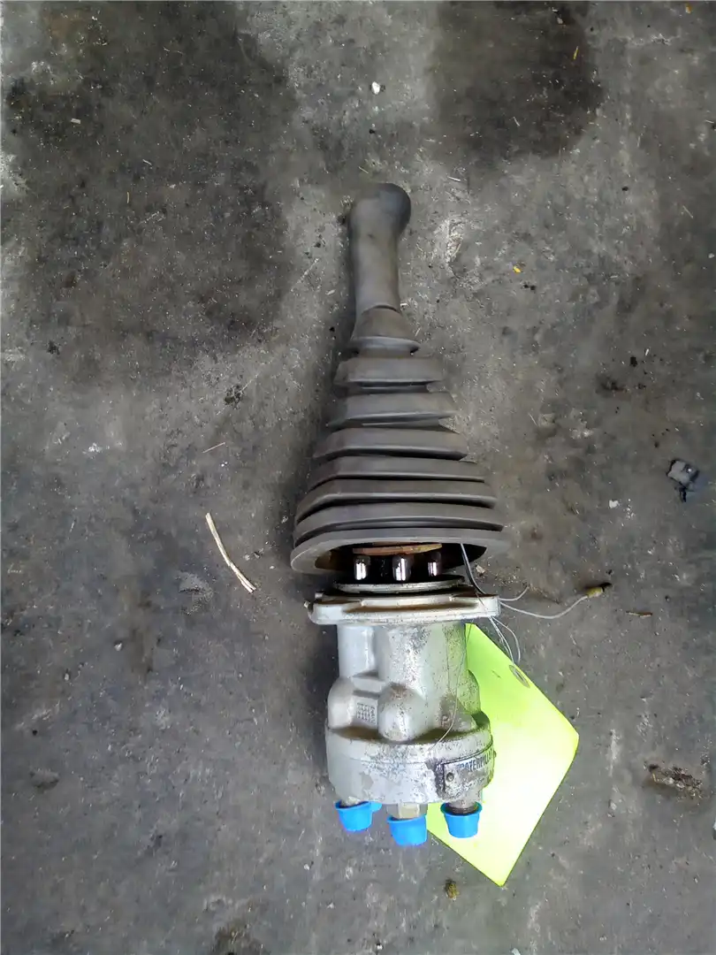 USED JOYSTICK CON image 2