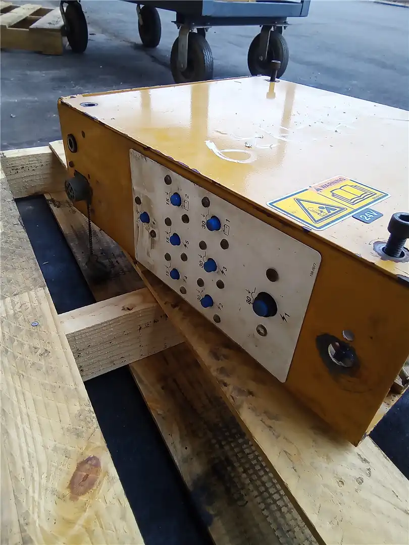 USED PANEL GP- CIR image 2