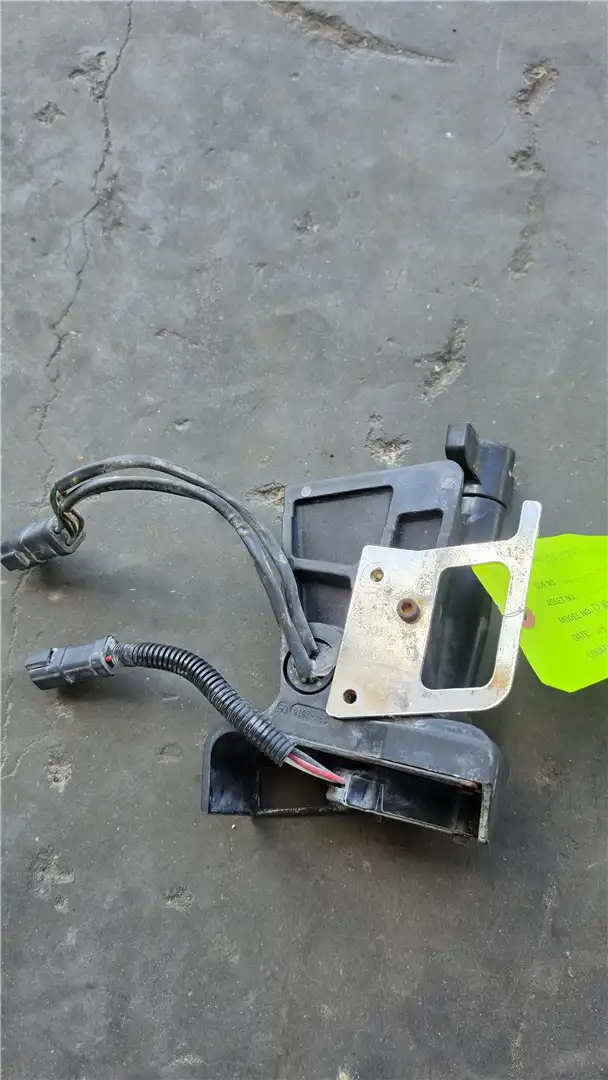 USED STEERING CONT image 2