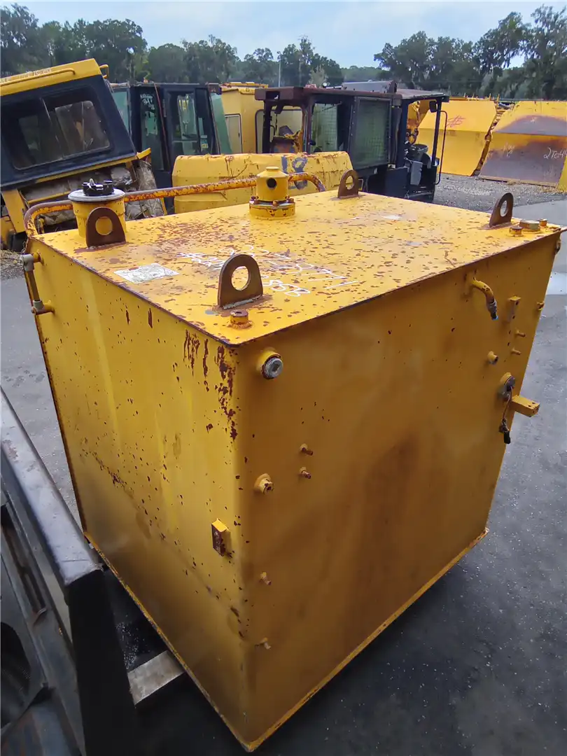 USED FUEL TANK GP image 5