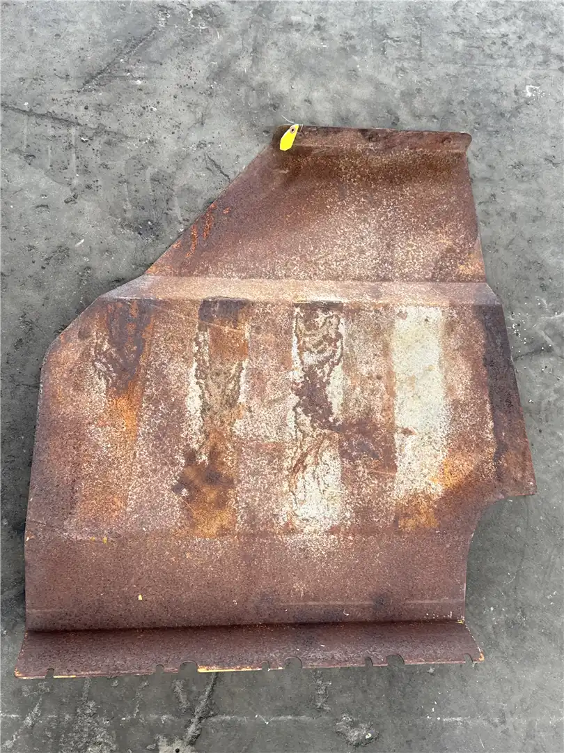 USED RH FENDER image 2