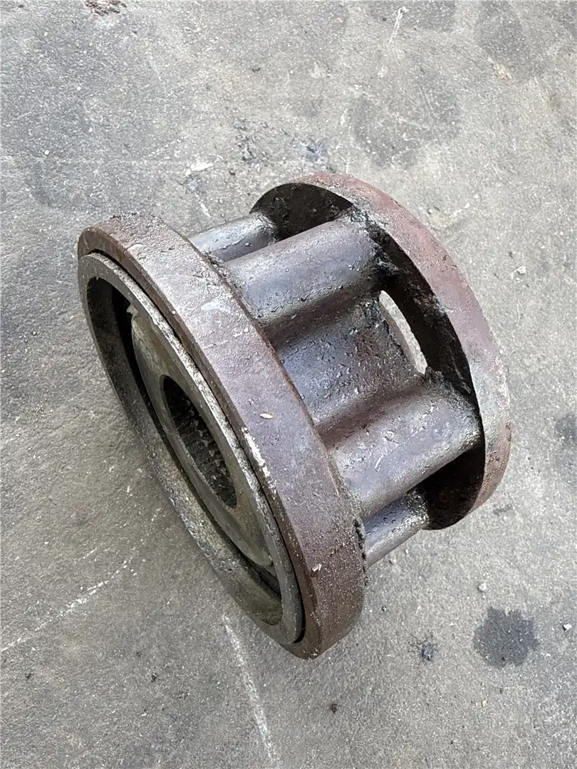 USED PINION image 2