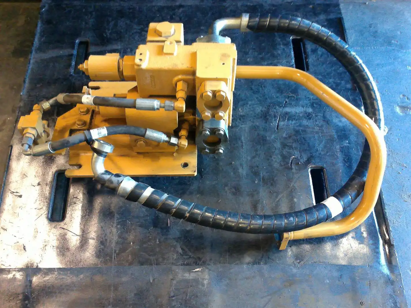 USED VALVE GP image 2