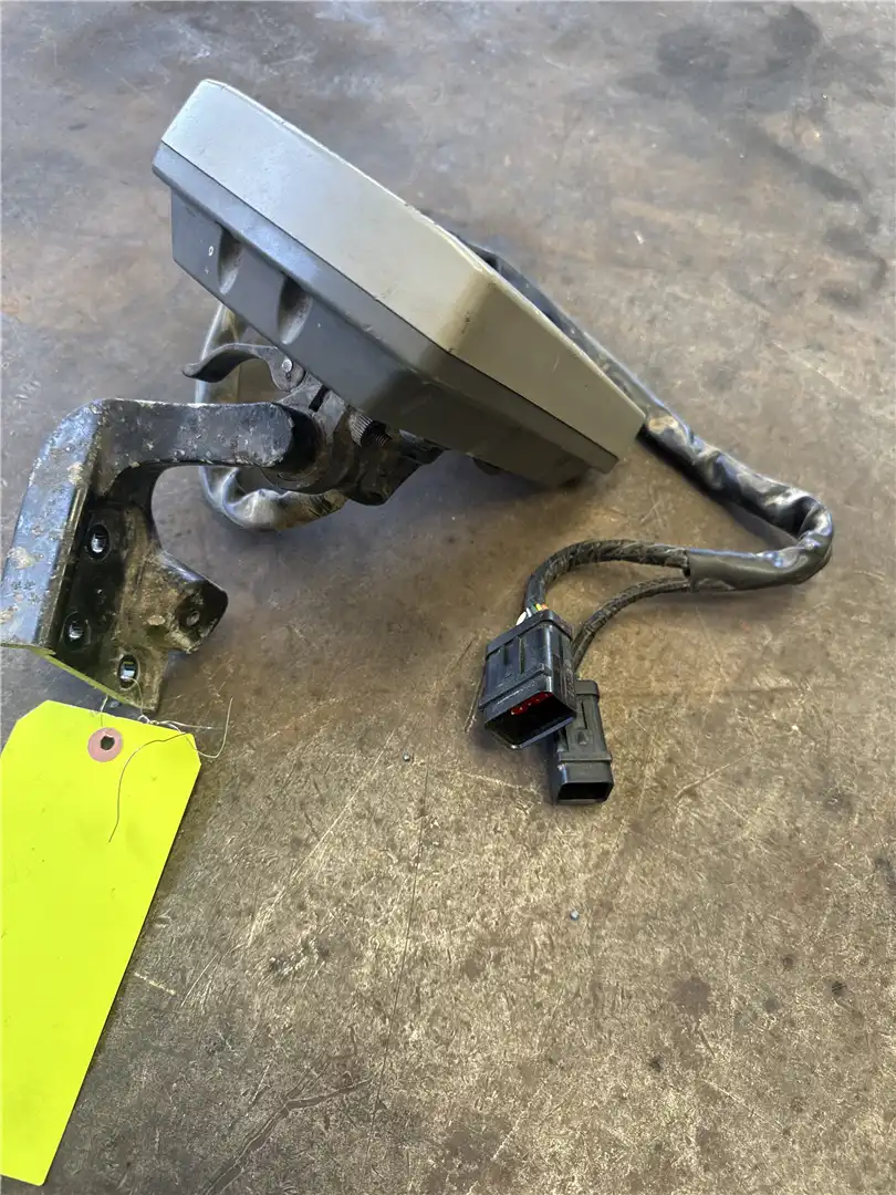 USED MONITOR GP image 3