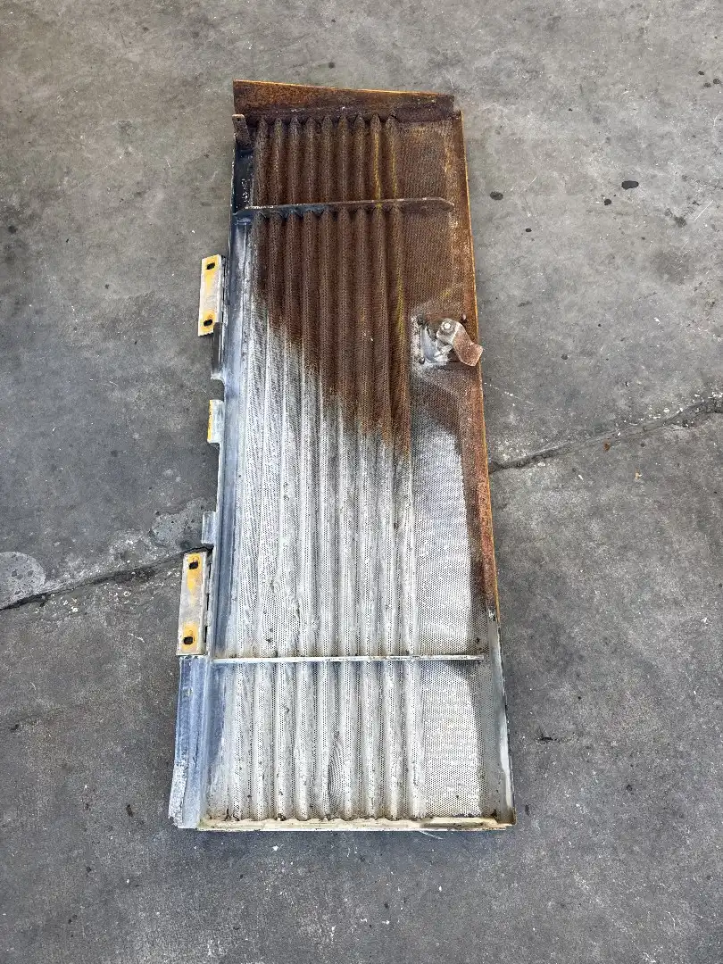 USED LH DOOR AS image 2