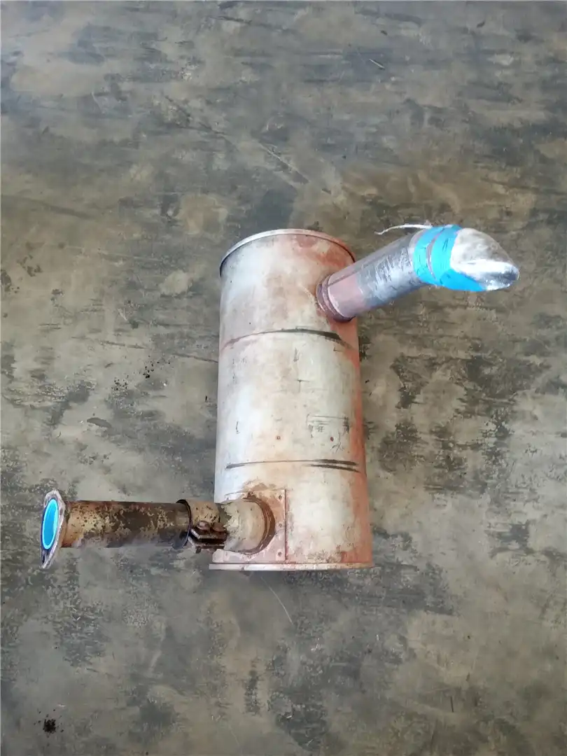 USED MUFFLER image 2