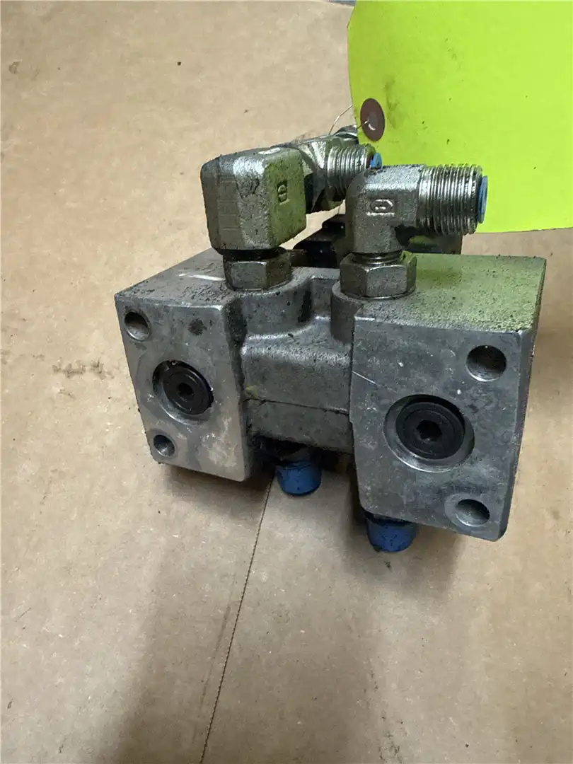 USED SOLENOID VALV image 3