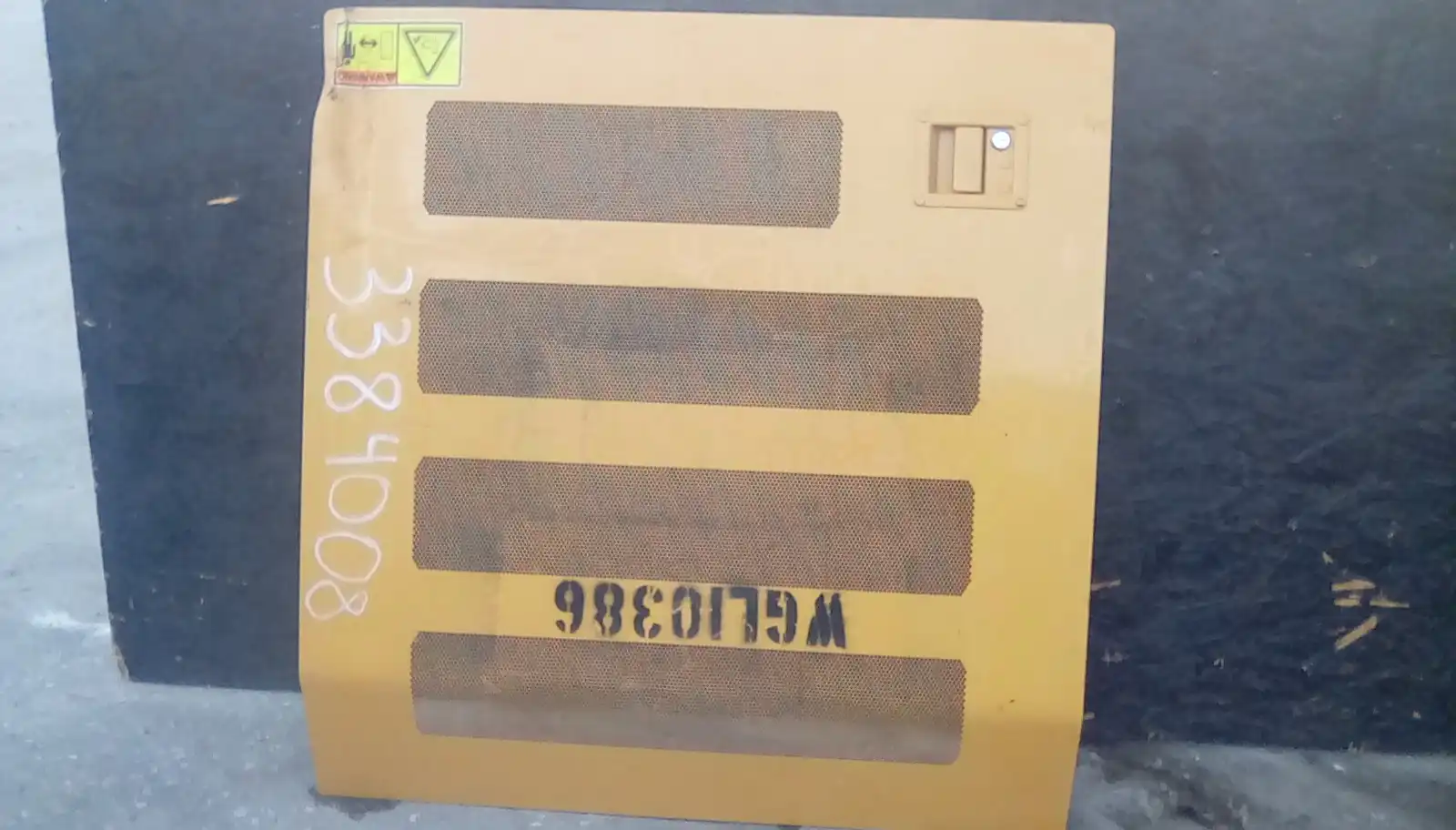 USED DOOR GP image 3