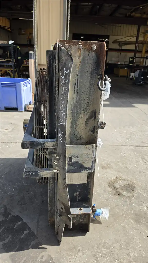 USED RADIATOR GP image 3