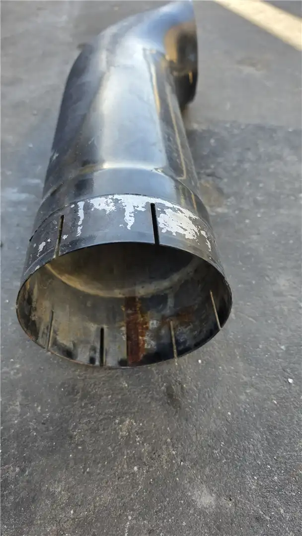 USED EXHAUST PIPE image 2