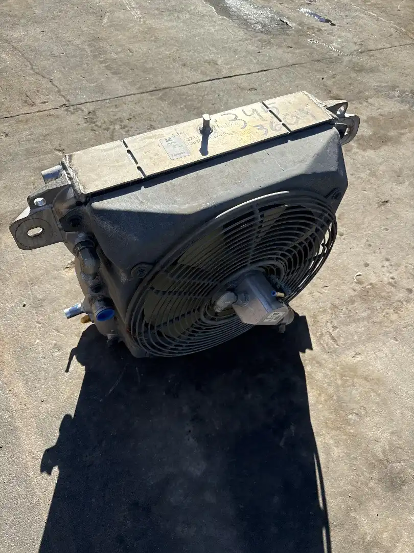 USED RADIATOR GP image 2