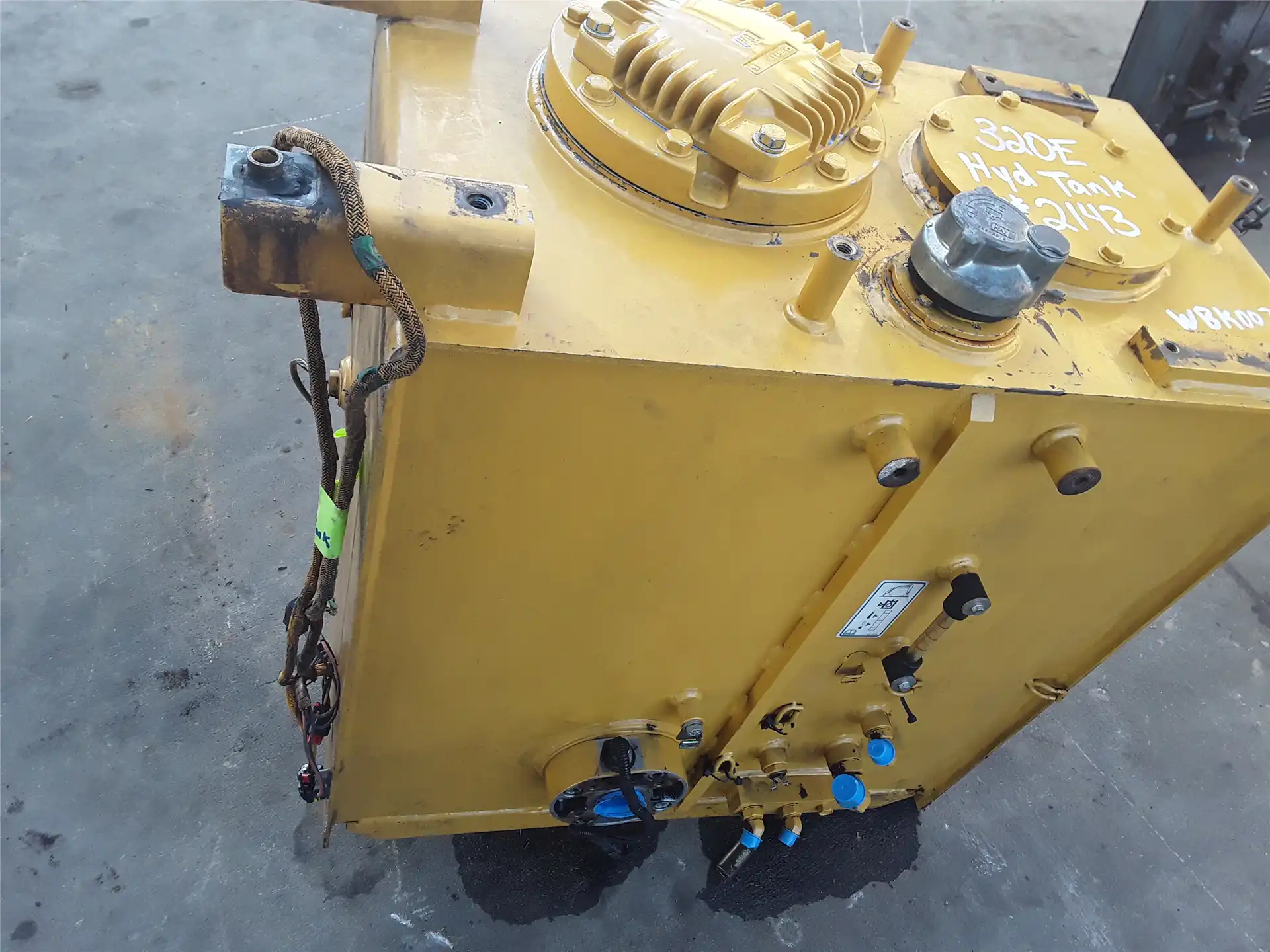 USED TANK FILTER G image 2