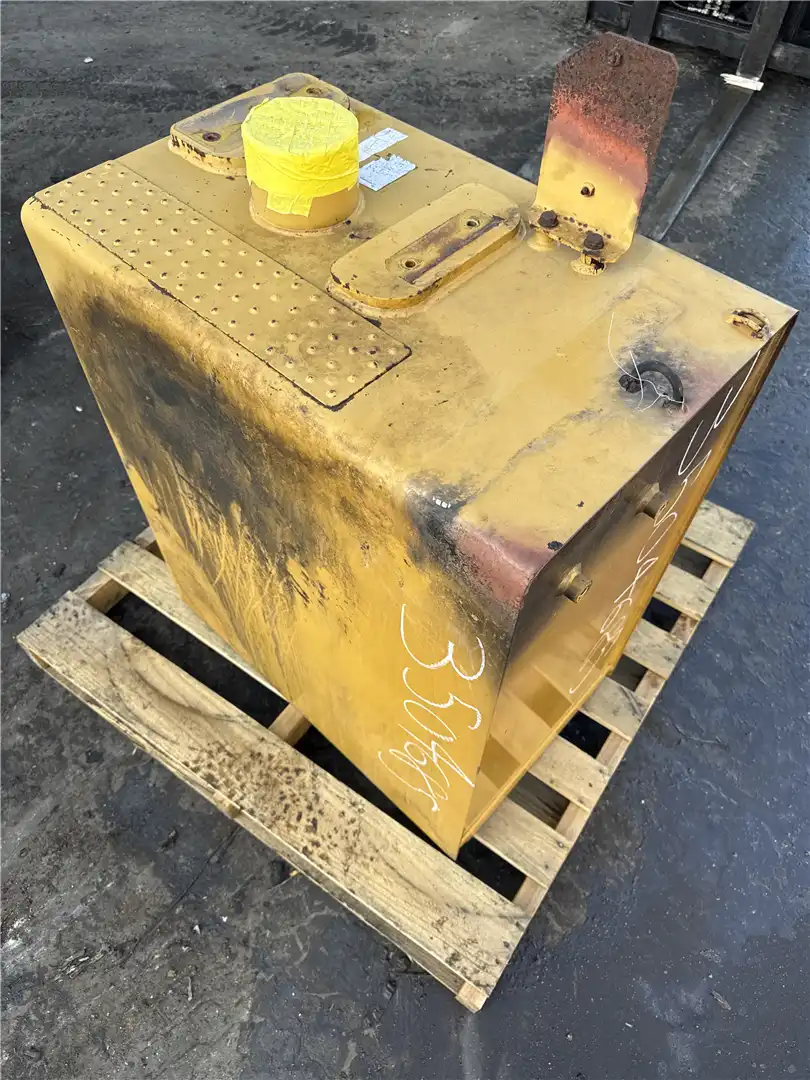 USED FUEL TANK image 6