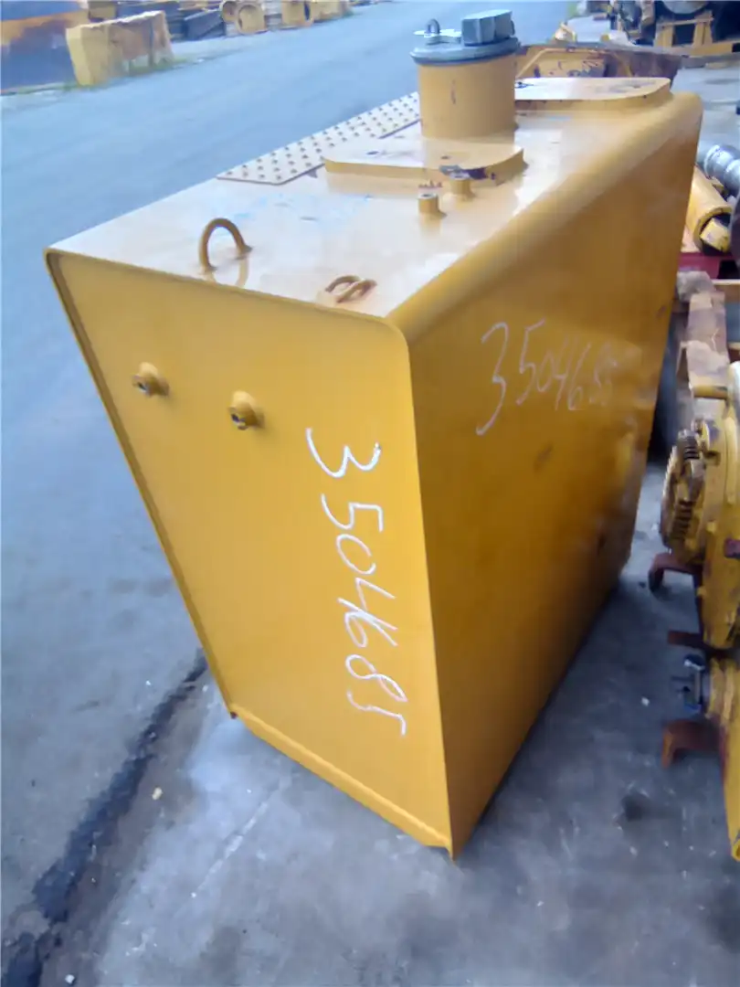 USED FUEL TANK image 2