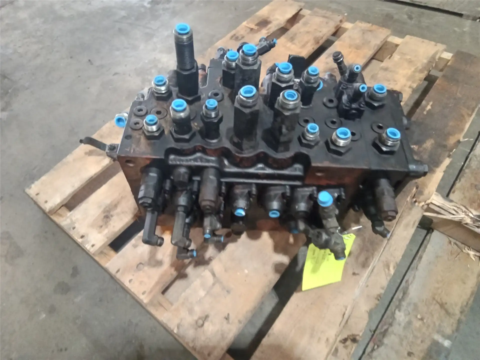 USED MAIN CONTROL image 3