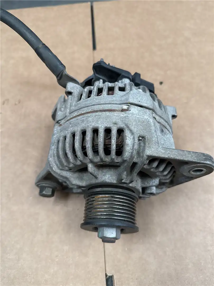 USED ALTERNATOR image 2