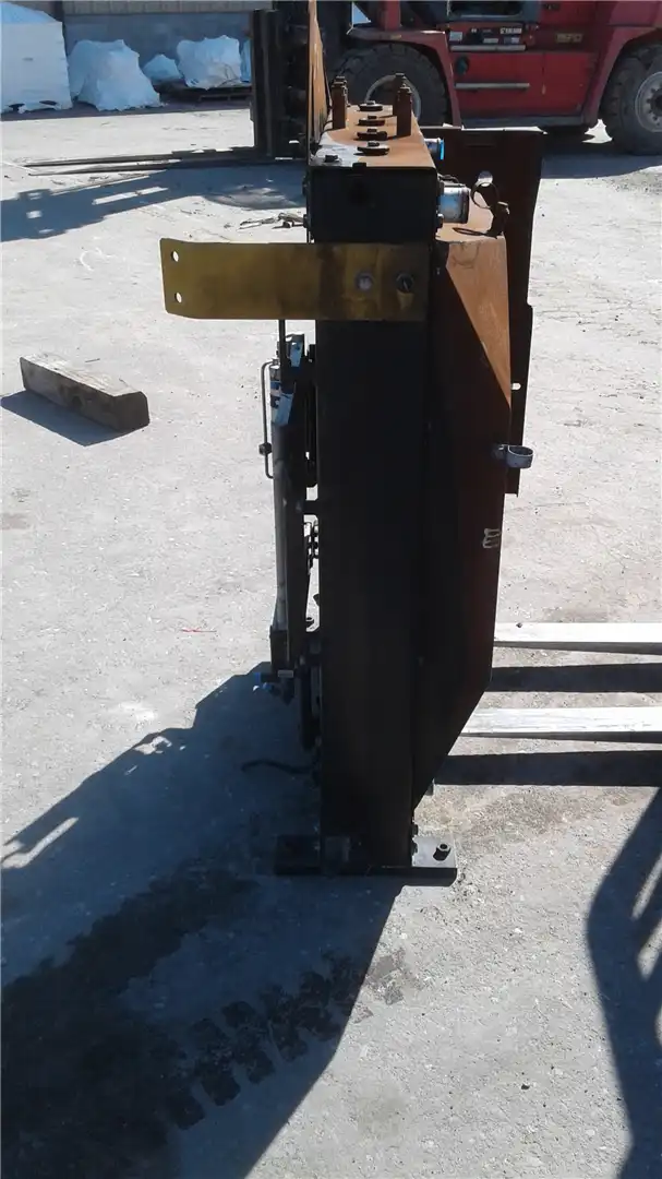 USED RADIATOR HYD image 4
