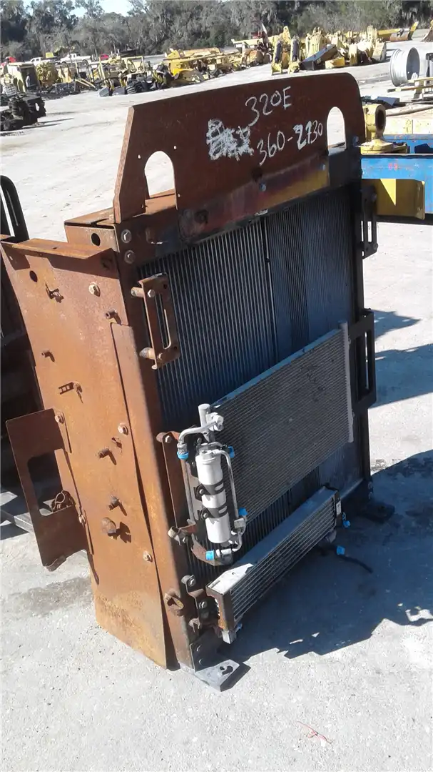 USED RADIATOR HYD image 2