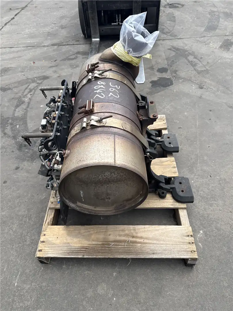 USED EXHAUST SYSTE image 3
