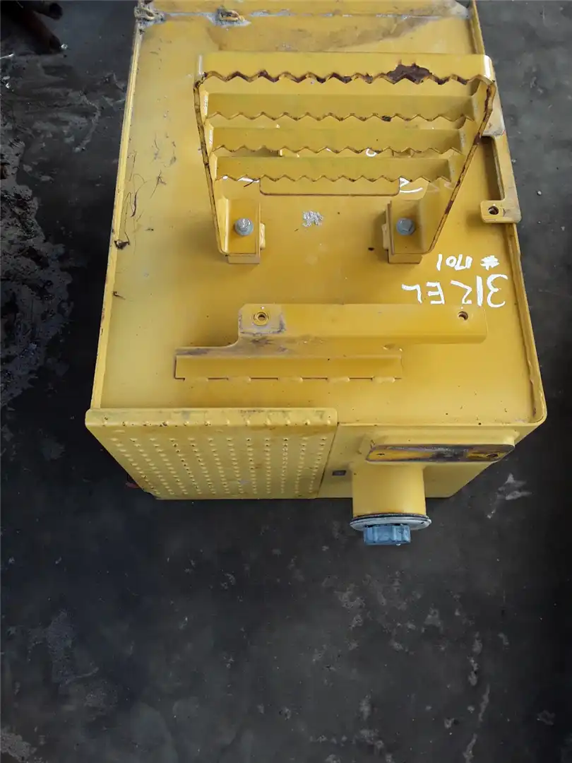 FUEL TANK image 2