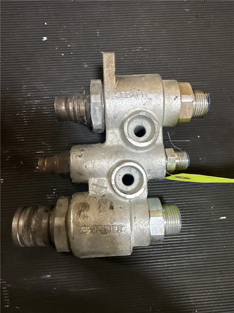 USED COUPLING GP image 4