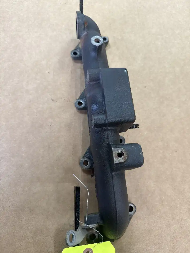 USED MANIFOLD image 2
