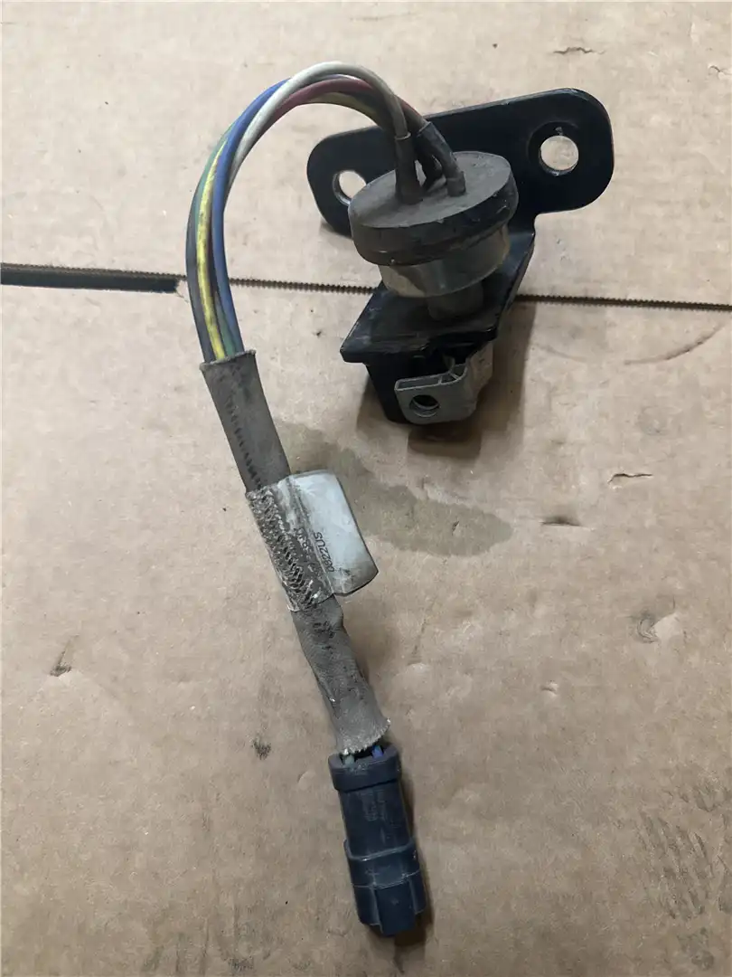 USED SWITCH AS image 4