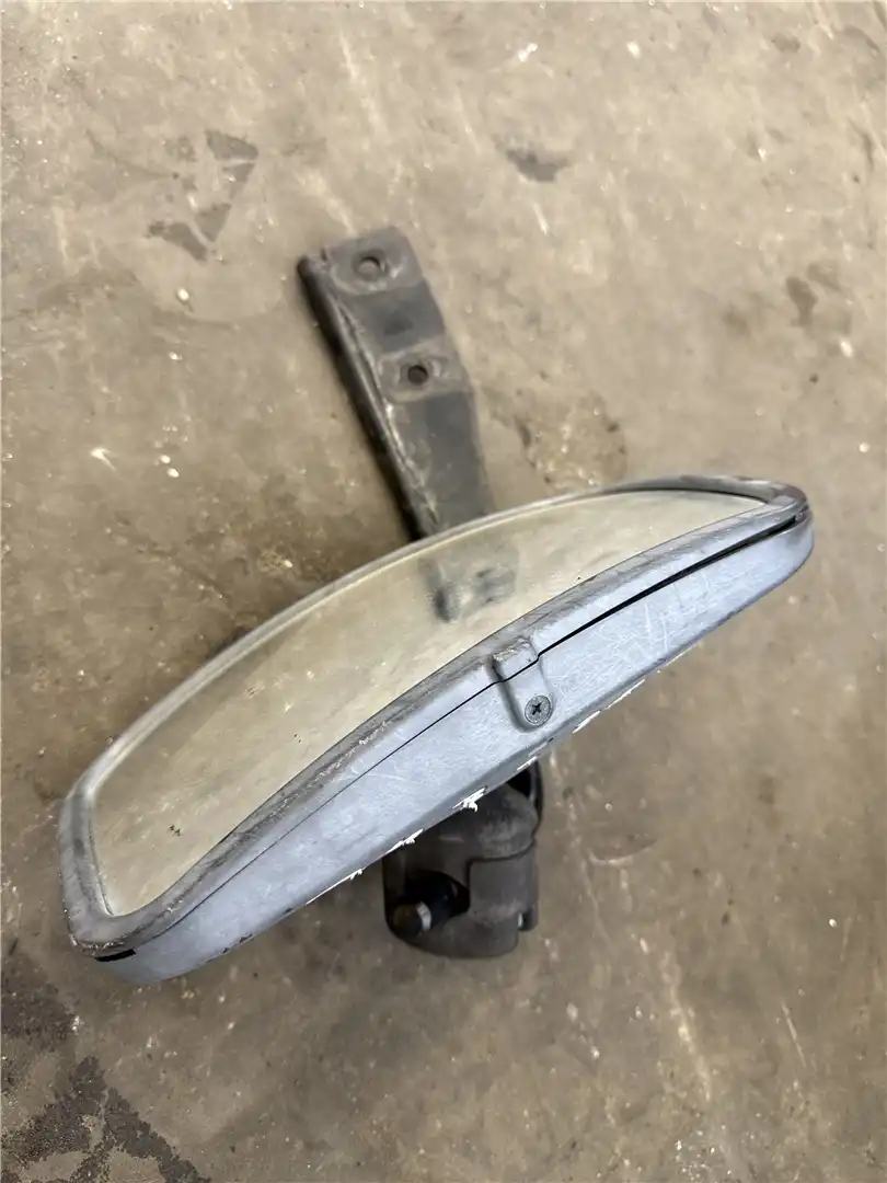 USED MIRROR GP image 2