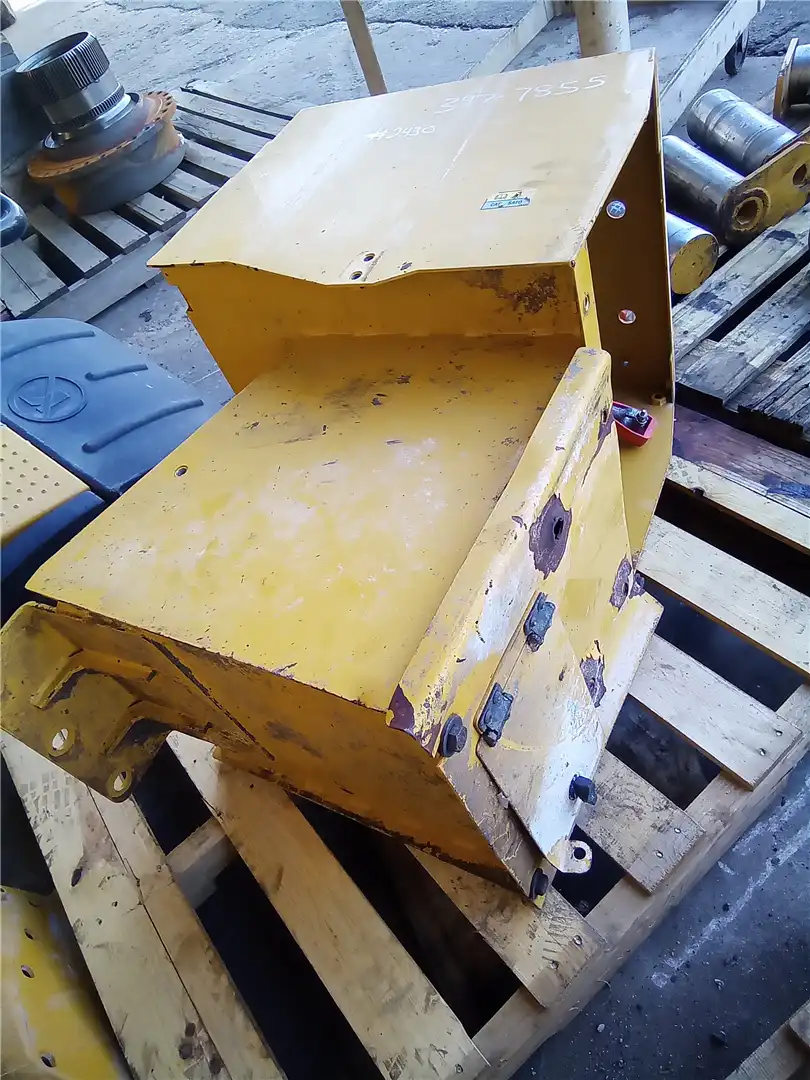 USED BATTERY BOX image 2