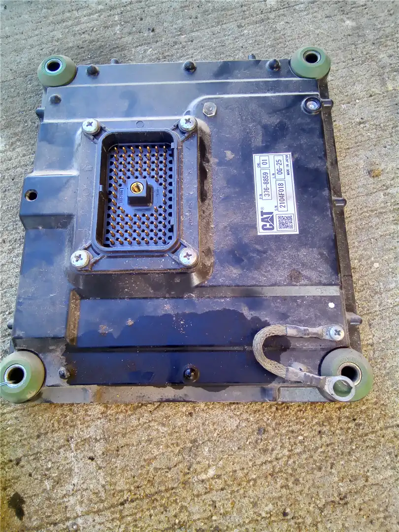USED ELECTRONIC CO image 2