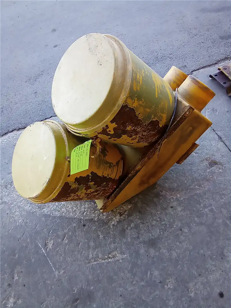 USED AIR CLEANER G image 3