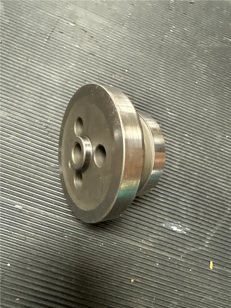 USED HUB IDLER image 3