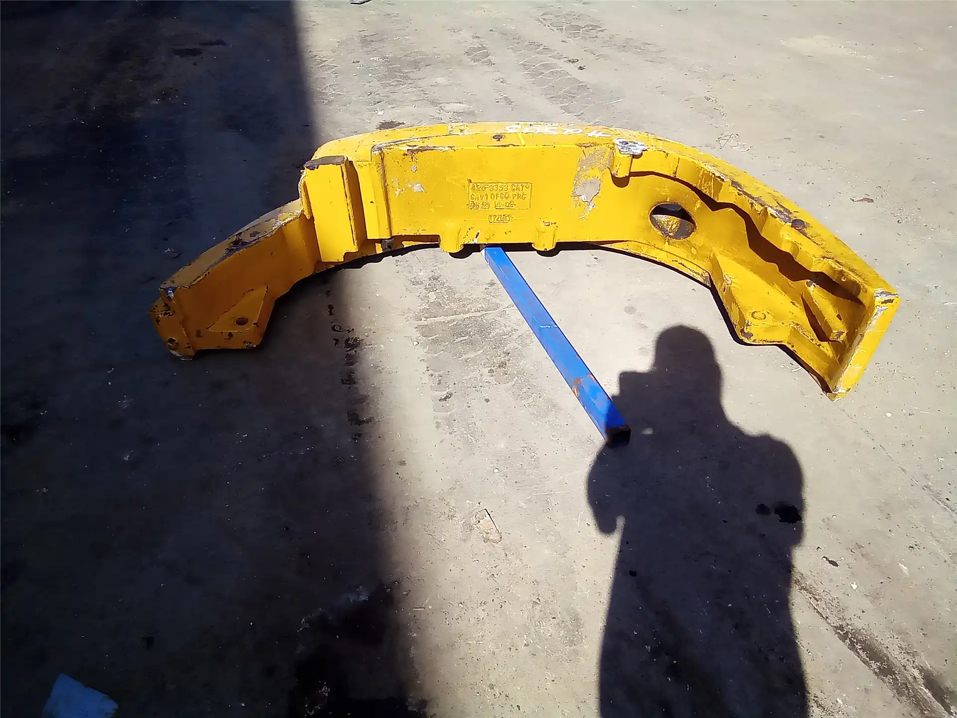 USED COUNTERWEIGHT image 3