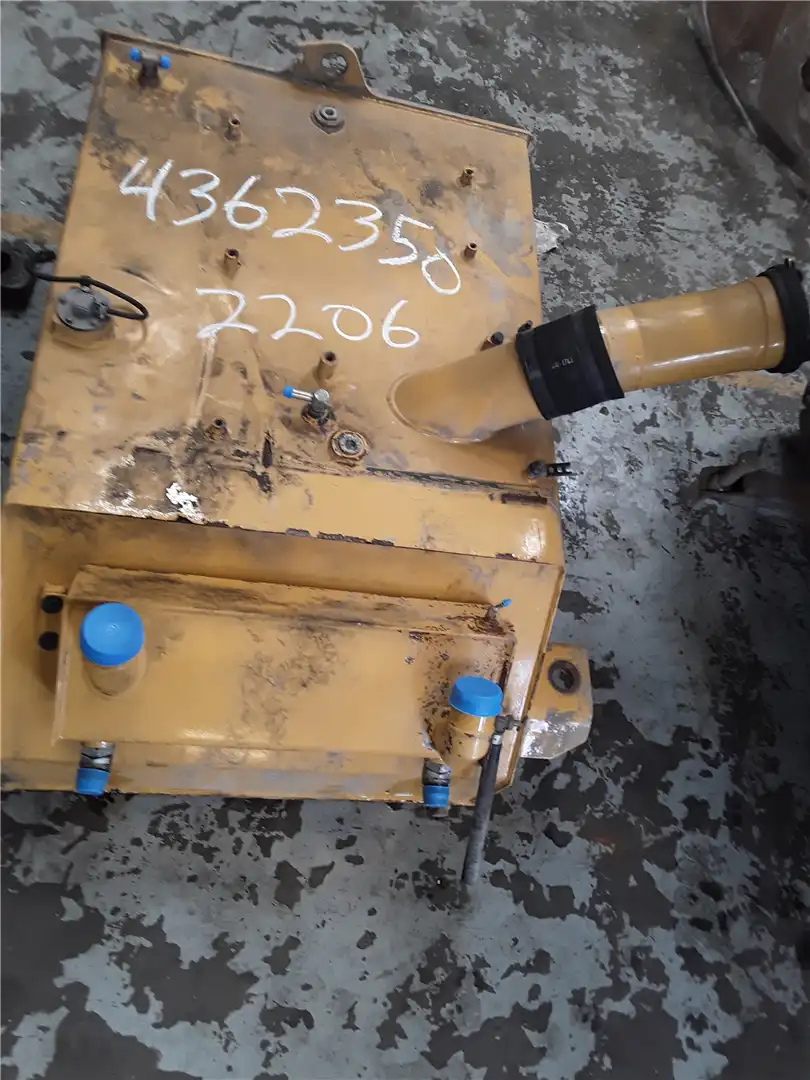 USED FUEL TANK image 2