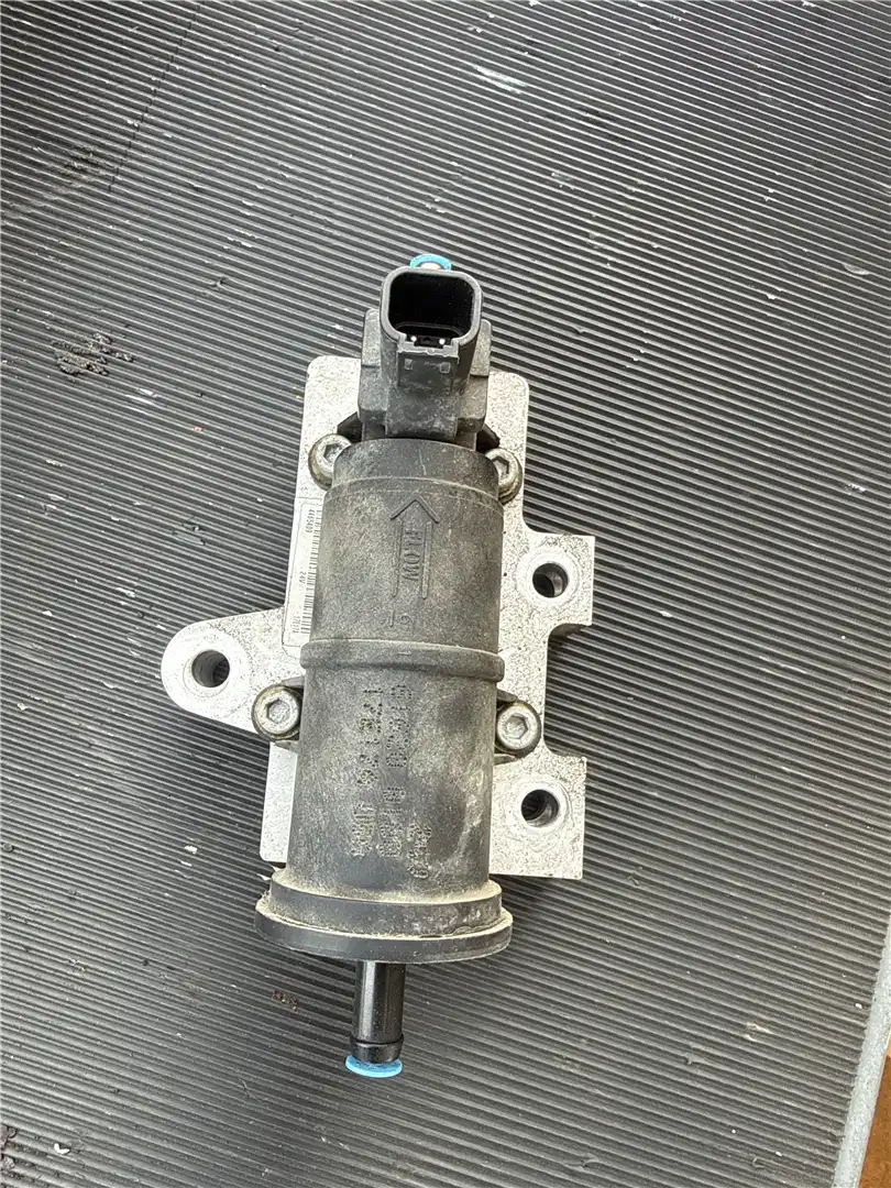 USED PUMP AS image 3