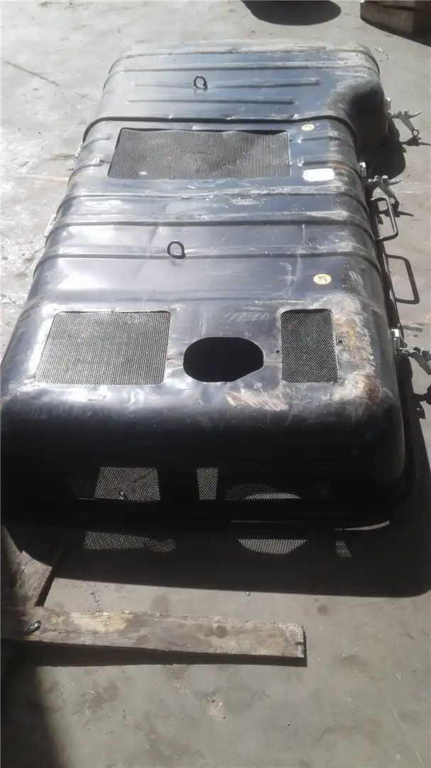 USED HOOD AS image 2