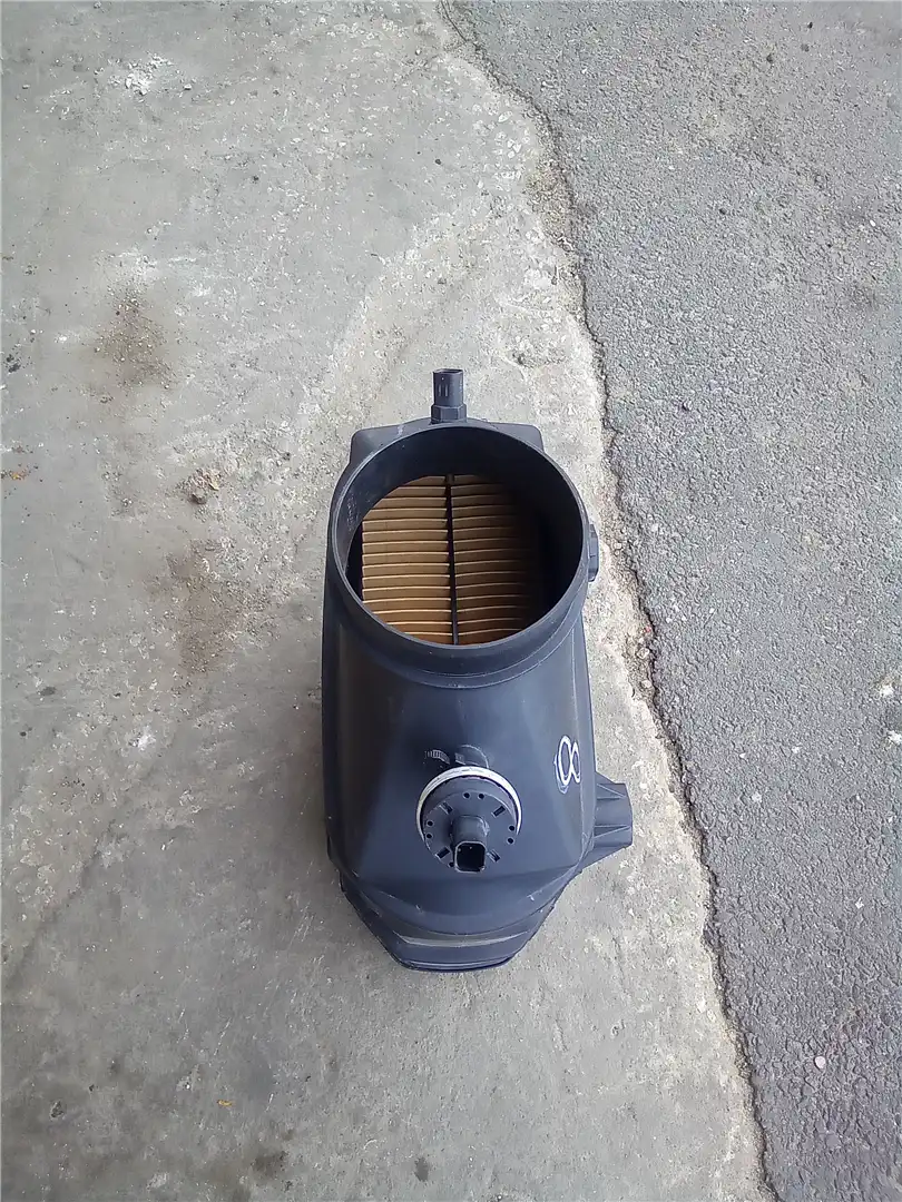 USED AIR CLEANER image 3