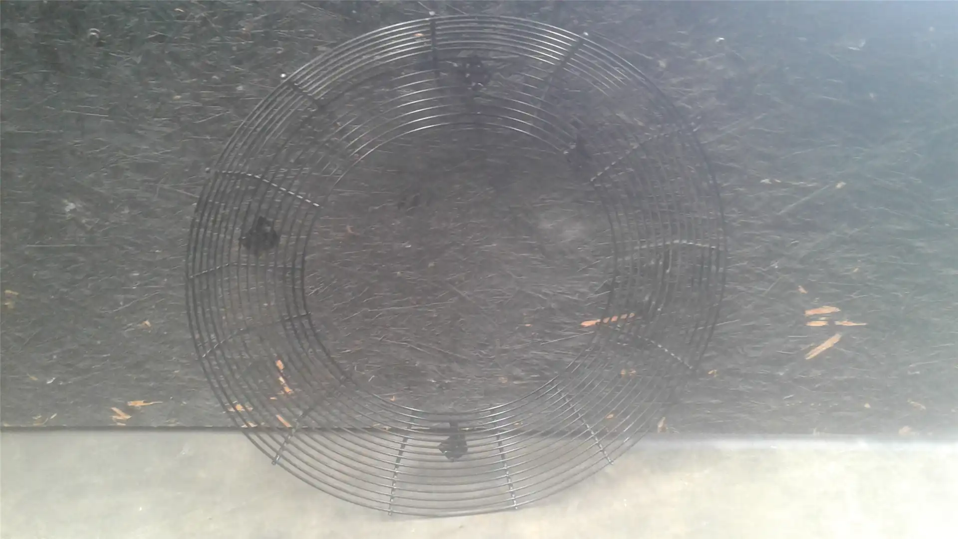 USED FAN GUARD image 2