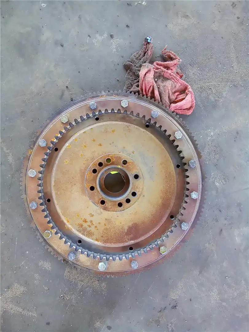 USED FLYWHEEL image 2
