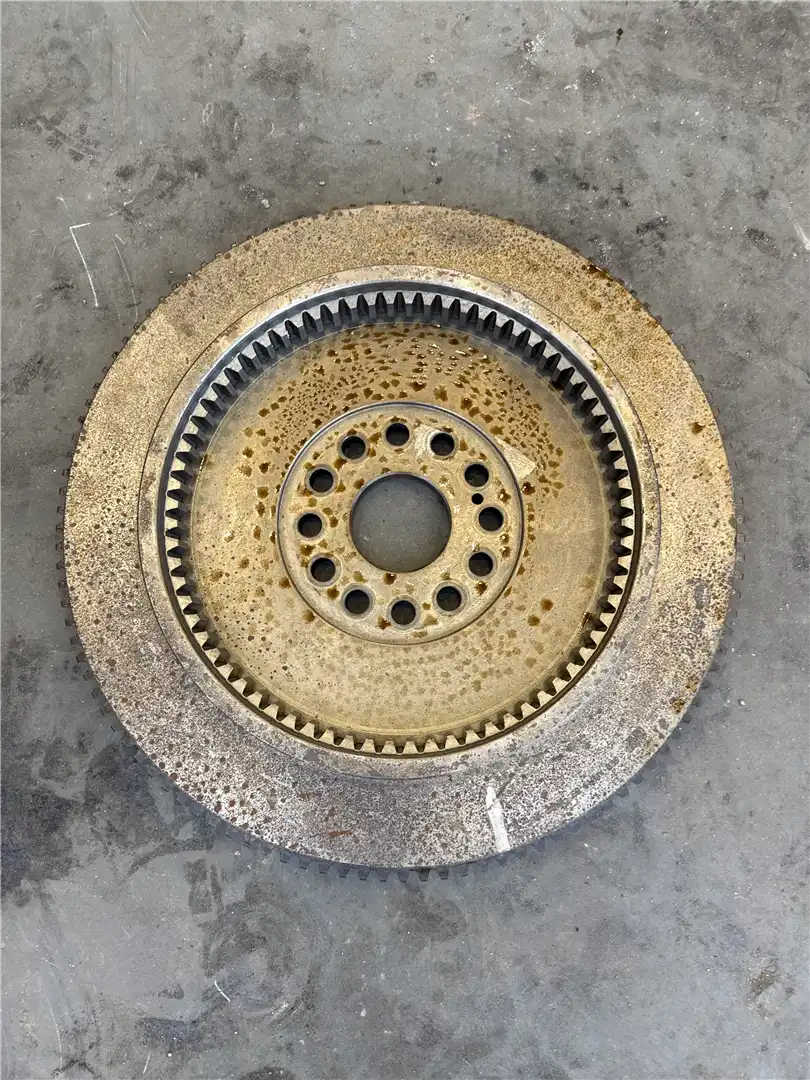 USED FLYWHEEL GP image 2