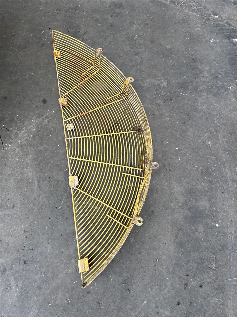 USED FAN GUARD image 2