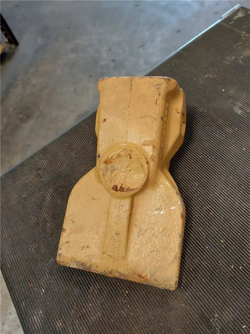 USED WIDE TEETH image 4
