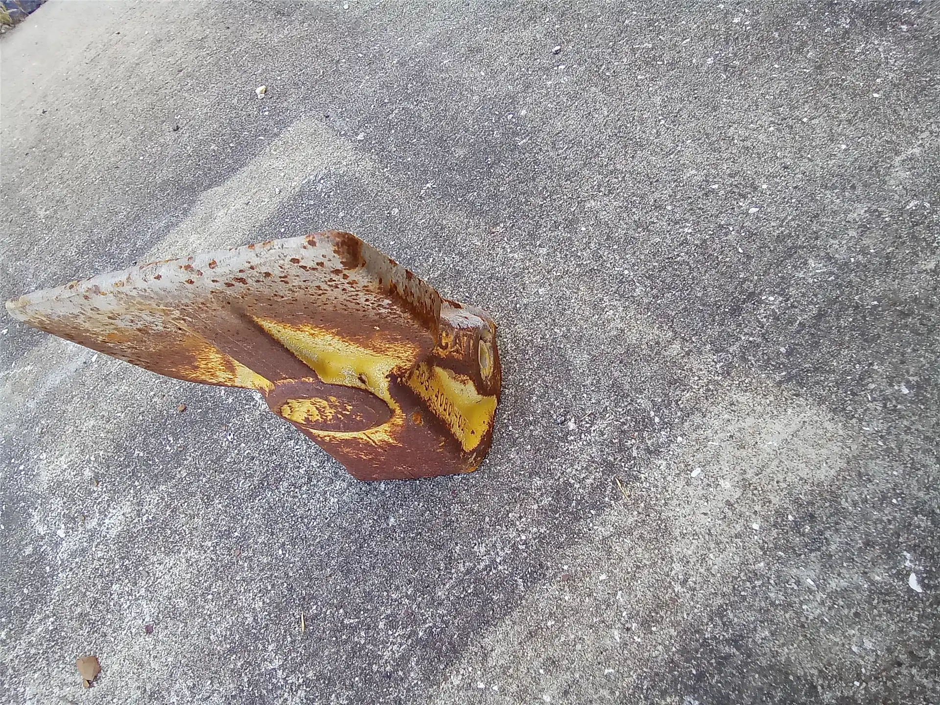USED WIDE TEETH image 2