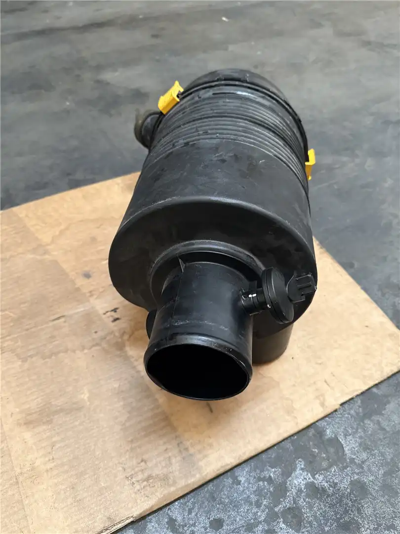 USED AIR CLEANER G image 3
